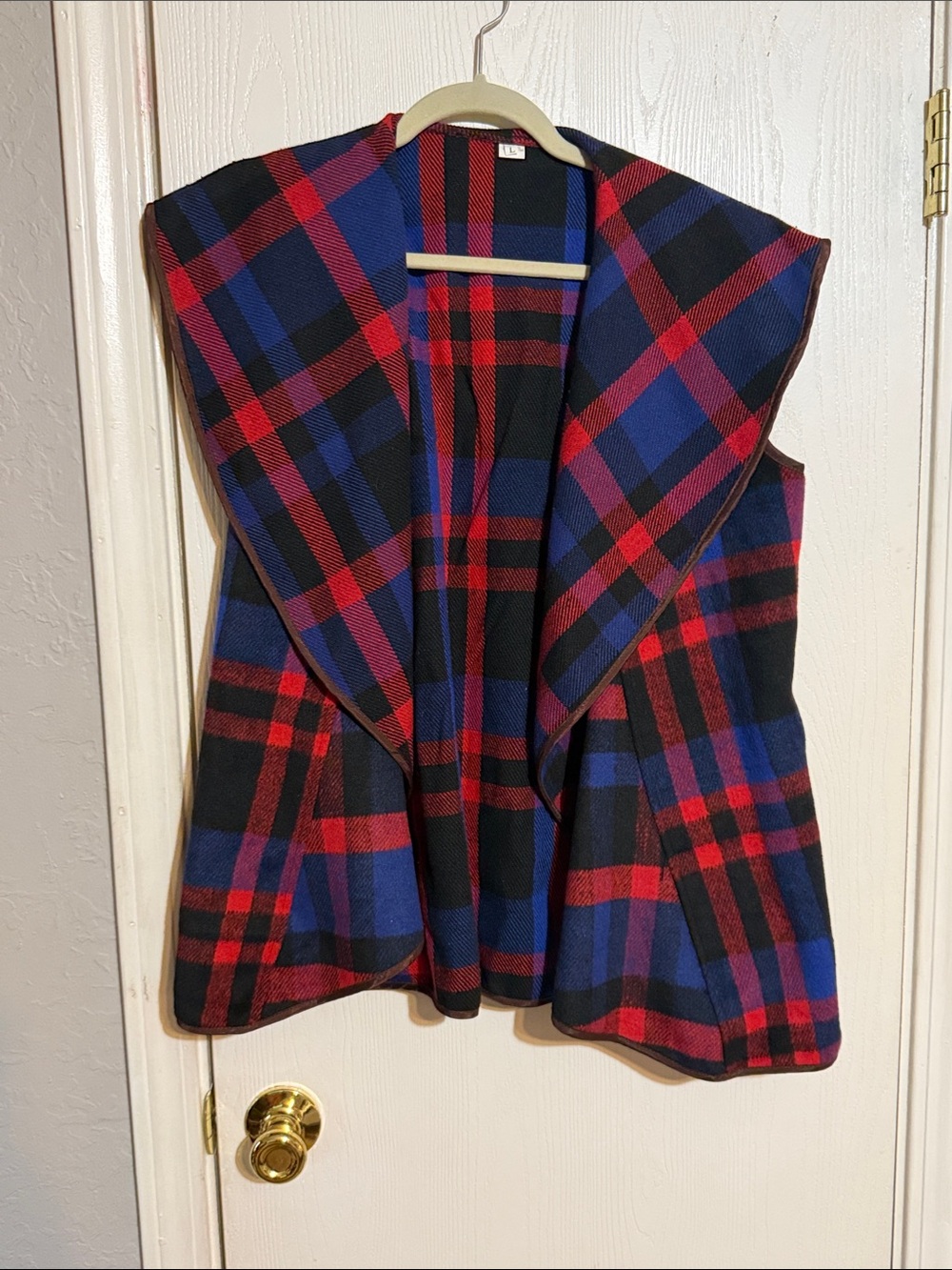 Plaid Open-Front Vest Jacket in Red & Blue